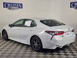 Used 2023 Toyota Camry SE image 4