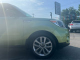 Used 2017 Kia Soul + image 4