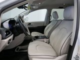 Used 2018 Chrysler Pacifica Limited w/ Advanced Safetytec Group image 3