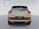 Used 2019 Volvo XC40 T5 Momentum image 5