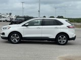 Used 2020 Ford Edge SEL w/ Convenience Package image 4