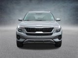 Used 2022 Kia Seltos EX image 3