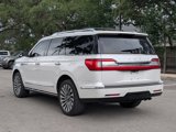 Used 2019 Lincoln Navigator Reserve image 5