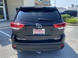 Used 2018 Toyota Highlander XLE image 6