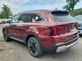 New 2025 Kia Sorento S image 4
