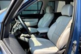 Used 2024 Kia Telluride EX w/ EX Captain's Chair Package image 5