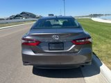 Used 2022 Toyota Camry LE image 5