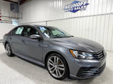 Used 2018 Volkswagen Passat 2.0T R-Line image 2