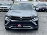 Used 2022 Volkswagen Taos SE image 2