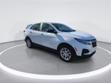 Used 2023 Chevrolet Equinox LS image 2