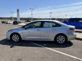 Used 2021 Toyota Corolla LE image 6