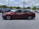 Used 2023 Nissan Altima 2.5 SV image 2