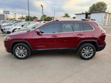 Used 2021 Jeep Cherokee Latitude Lux w/ Comfort/Convenience Group image 6
