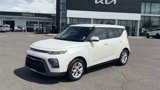 Certified 2022 Kia Soul LX w/ Technology Package image 3