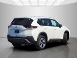 Used 2021 Nissan Rogue SV w/ Premium Package image 4