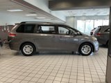 Used 2014 Toyota Sienna L image 6