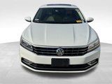 Used 2017 Volkswagen Passat 1.8T SE image 2