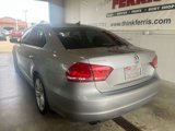 Used 2014 Volkswagen Passat 1.8T SE image 3