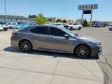 Used 2021 Toyota Camry SE image 4