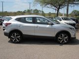 Used 2022 Nissan Rogue Sport SL image 2