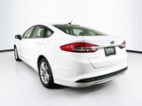 Used 2018 Ford Fusion SE w/ Fusion SE Technology Package image 5