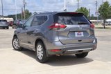 Used 2018 Nissan Rogue SV image 2
