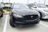 Used 2017 Jaguar F-PACE Premium image 2
