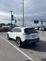 Used 2019 Jeep Cherokee Limited image 5