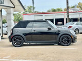 Used 2011 MINI Cooper Convertible image 3