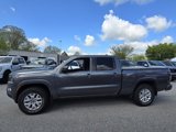 Used 2022 Nissan Frontier SV w/ Technology Package image 5