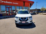 Used 2020 Nissan Rogue SV image 2