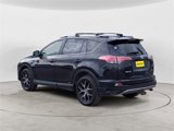 Used 2018 Toyota RAV4 SE image 3