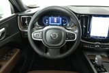 Used 2022 Volvo XC60 B5 Momentum image 4