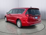 New 2025 Chrysler Pacifica Select image 3