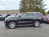 Used 2016 Cadillac Escalade Platinum image 3
