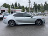 Used 2022 Toyota Camry SE image 3