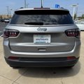 Used 2022 Jeep Compass Latitude image 4