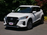 Certified 2022 Nissan Kicks SV image 2