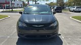 Used 2022 Chrysler Voyager LX image 2