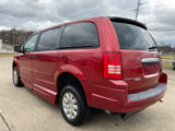 Used 2008 Chrysler Town & Country LX image 4