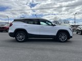 Used 2023 GMC Terrain SLT image 2