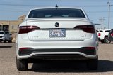 Used 2024 Volkswagen Jetta SE image 5