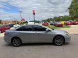 Used 2017 Toyota Camry SE image 4