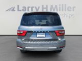 Used 2023 Nissan Armada SL w/ Captain's Chairs Package image 4