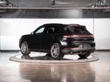 Used 2024 Porsche Cayenne image 4