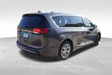 Used 2018 Chrysler Pacifica Touring-L Plus w/ Tire & Wheel Group image 4