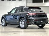 Certified 2024 Porsche Macan image 3