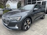 Used 2019 Audi e-tron Prestige w/ Prestige Package image 3