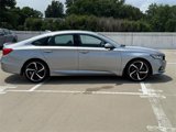 Used 2019 Honda Accord Sport image 2