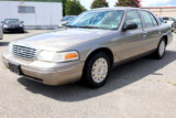 Used 2003 Ford Crown Victoria image 2